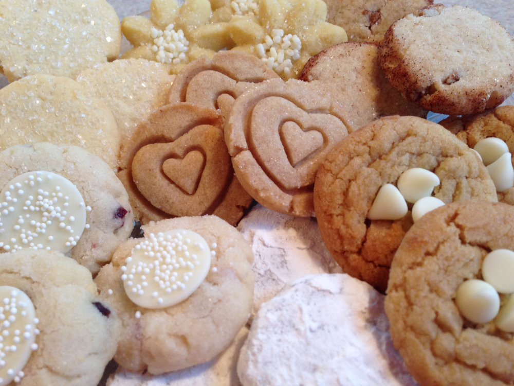 Milwaukee wedding cookie tables